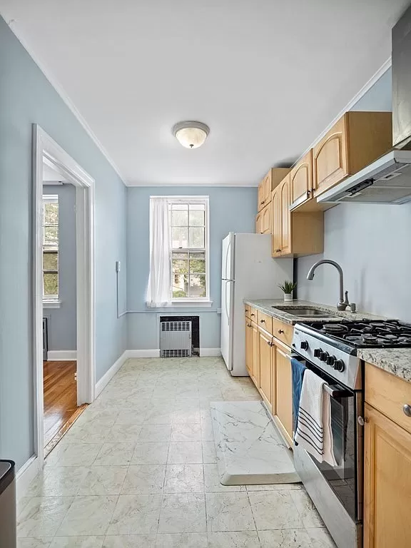 1716 Cambridge St #1 - Photo 3 of 18