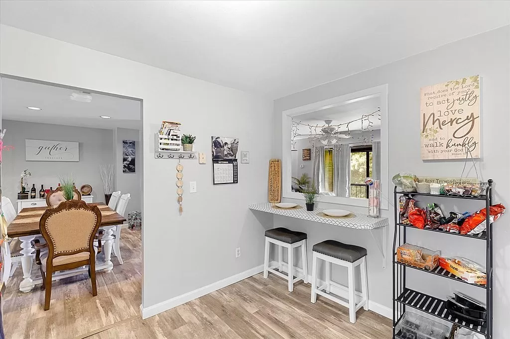 221 Oak St #5-33 - Photo 5 of 19