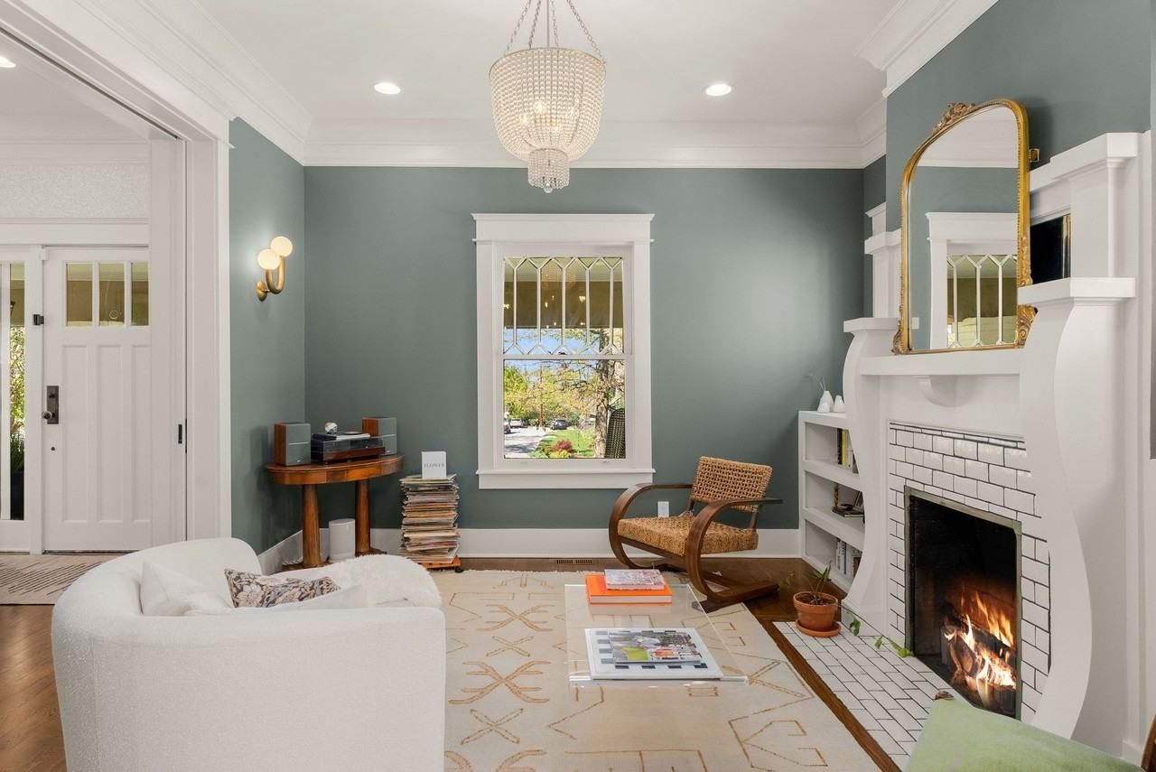 1711 Linden Ave - Photo 4 of 30