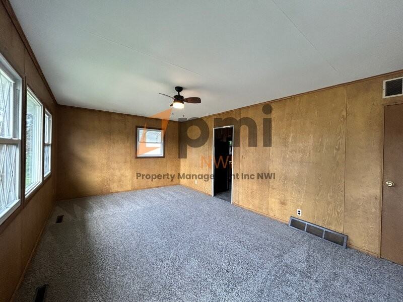 510 Tremont St - Photo 5 of 23