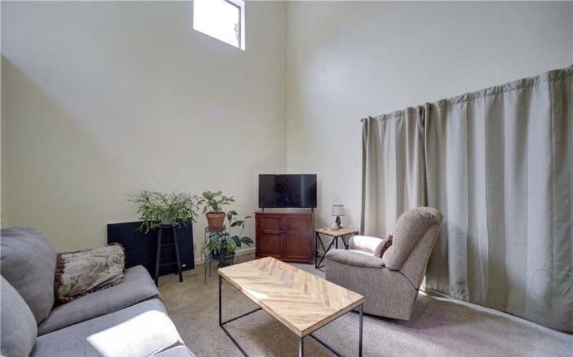 1257 Iris St #3 - Photo 5 of 13