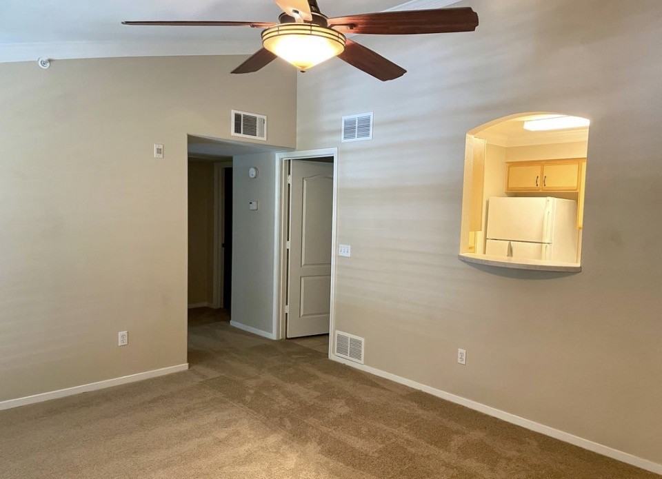 6850 Sharlands Ave - Photo 4 of 18
