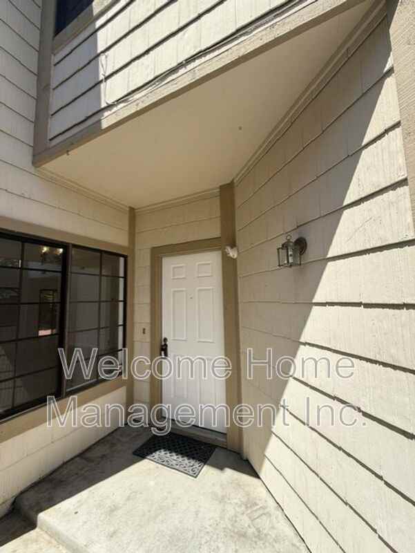 34769 Comstock Cmn - Photo 3 of 23