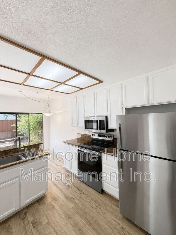 34769 Comstock Cmn - Photo 6 of 23