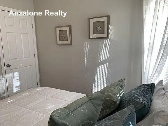 104 Bow St #1L - Photo 3 of 13