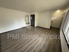 612 E 6th St - Photo 1 of 1