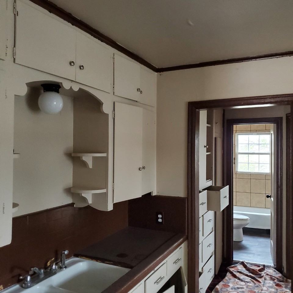 503 Washington Ave #1 - Photo 2 of 8