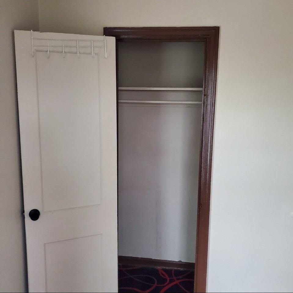 503 Washington Ave #1 - Photo 5 of 8