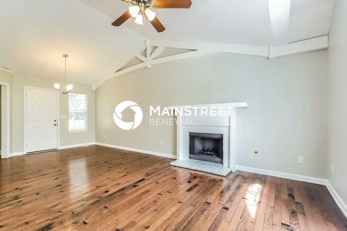 41 Pullman Ln - Photo 2 of 18