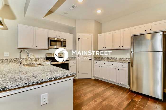 2094 Steamboat Way - Photo 4 of 14