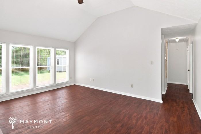 7018 Epperson Dr - Photo 4 of 15