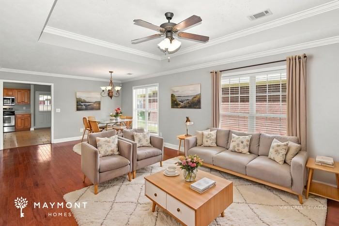 8749 Lindsey Ln - Photo 5 of 15