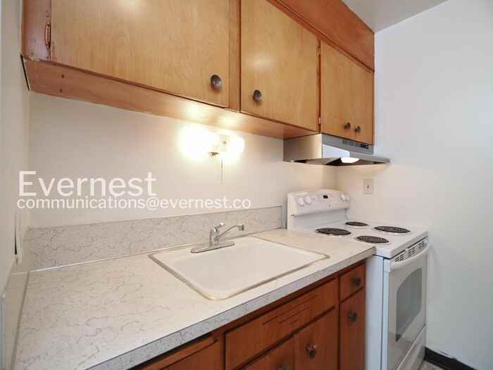 10106 Ne 185th St #103 - Photo 4 of 21