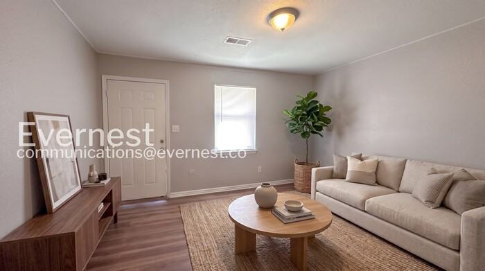1216 Woodland Ave Sw - Photo 2 of 20