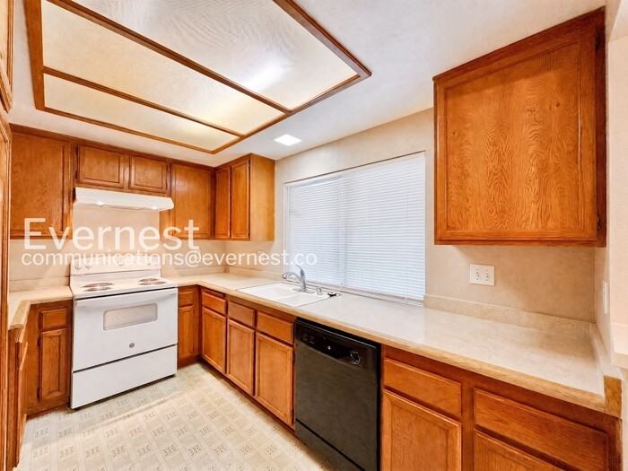 30440 Milky Way Dr - Photo 6 of 23
