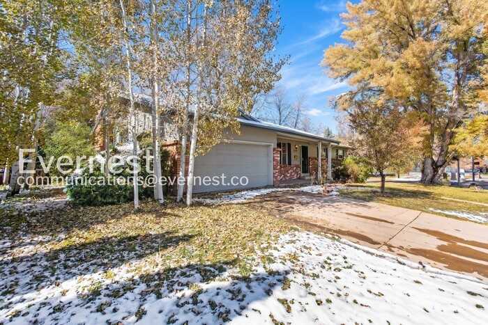 2701 S Fillmore St - Photo 2 of 27