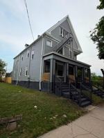 featured image of 2322 N 6th St