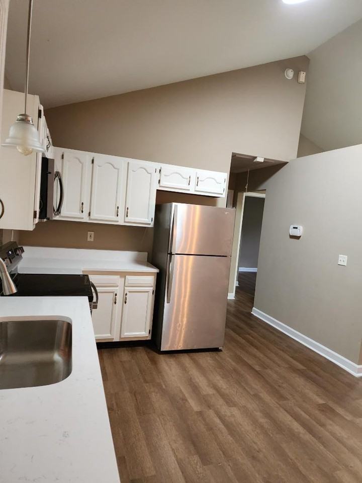 7128 Hunters Glen Dr - Photo 5 of 20
