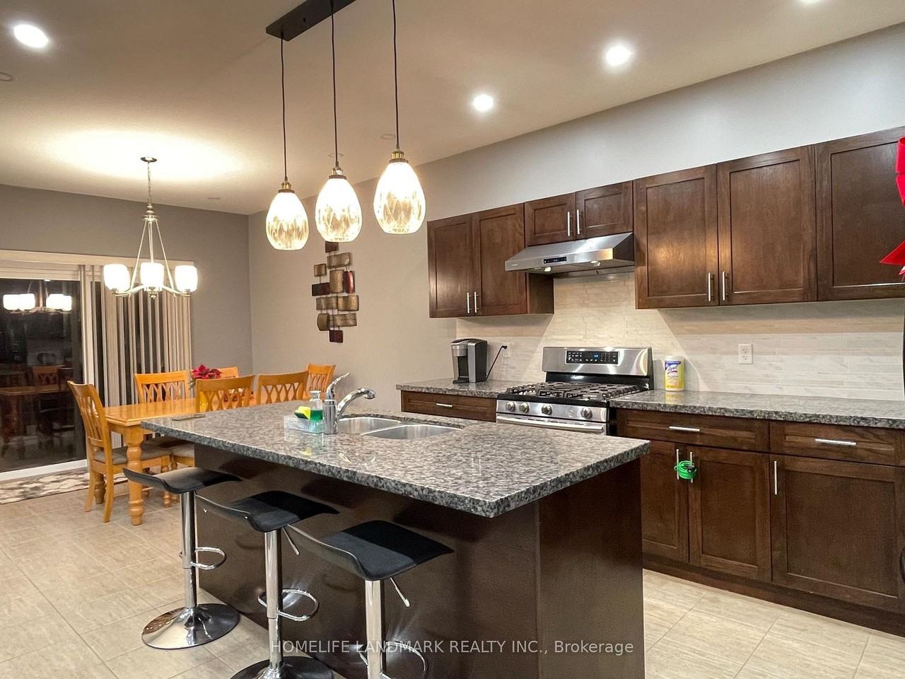 26 Greenwich Street - Photo 3 of 17