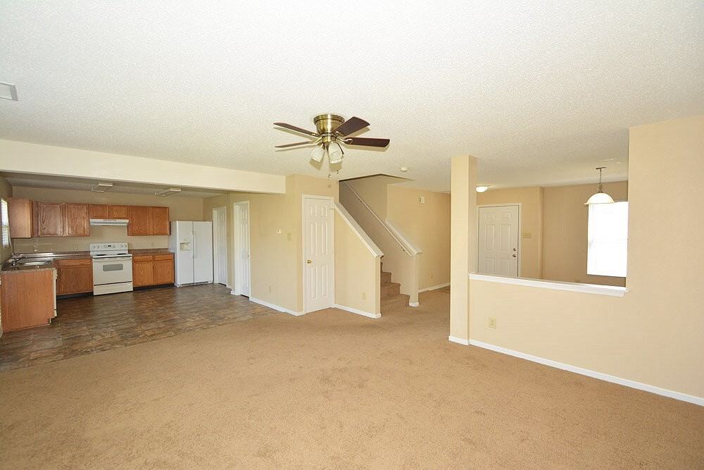 5660 Grassy Bank Dr - Photo 6 of 26