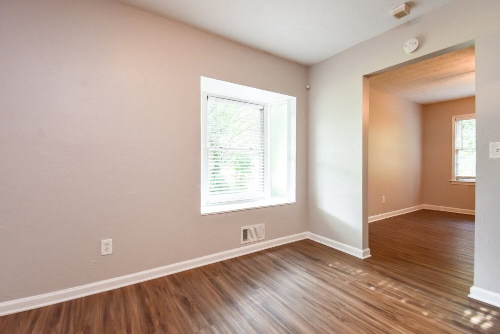 900 Orris Ln Sw - Photo 5 of 16