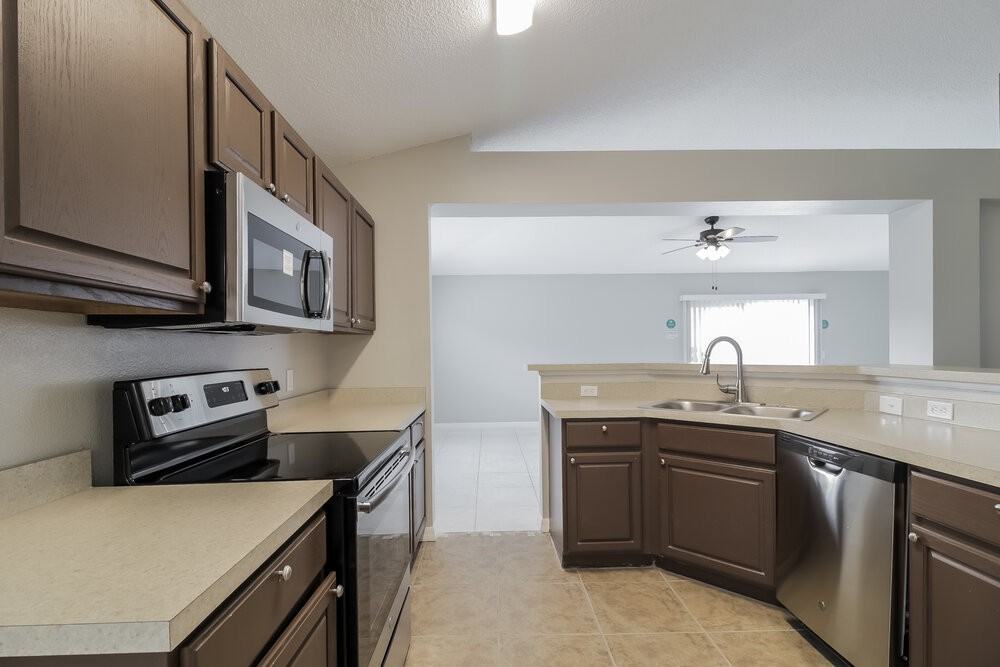 3224 Hunters Chase Loop - Photo 6 of 16