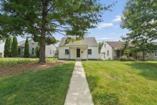 375 E Royal Forest Blvd - Photo 1 of 1