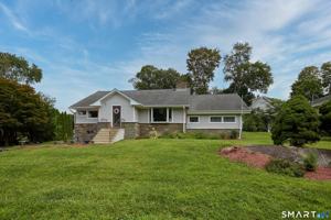 featured image of 1374 Huntington Tpke