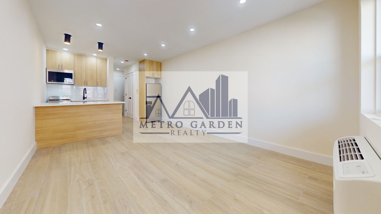 63-52 Saunders Street #2B - Photo 5 of 18