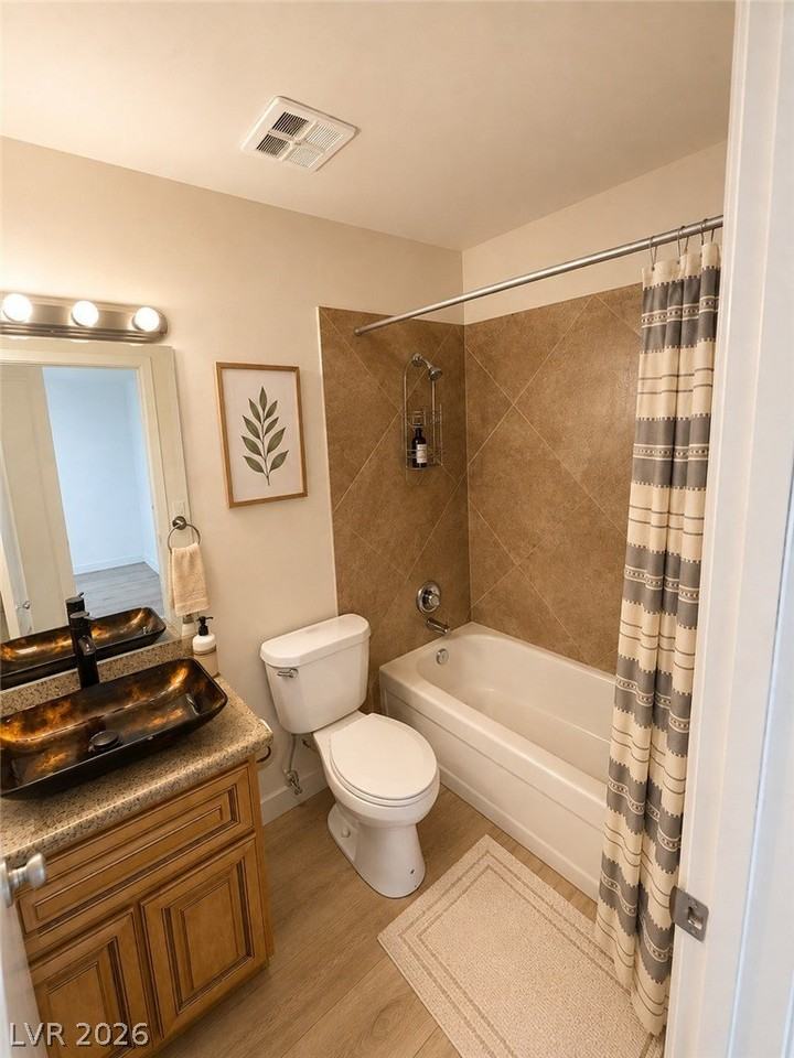 1467 Lorilyn Ave #4 - Photo 3 of 15
