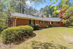 225 Arbutus Rd - Photo 1 of 1