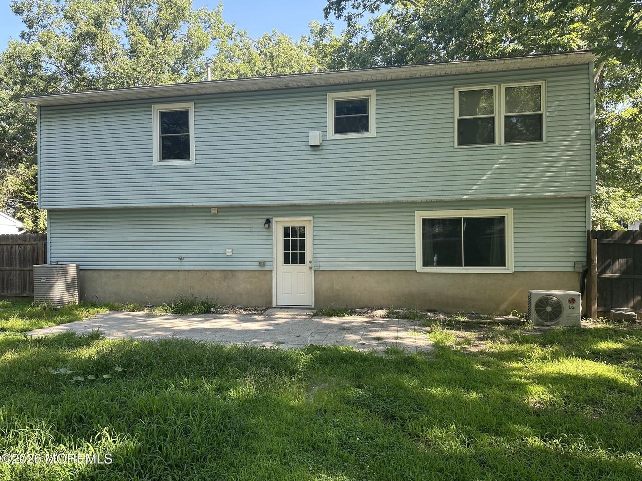 535 Cactus St - Photo 2 of 8