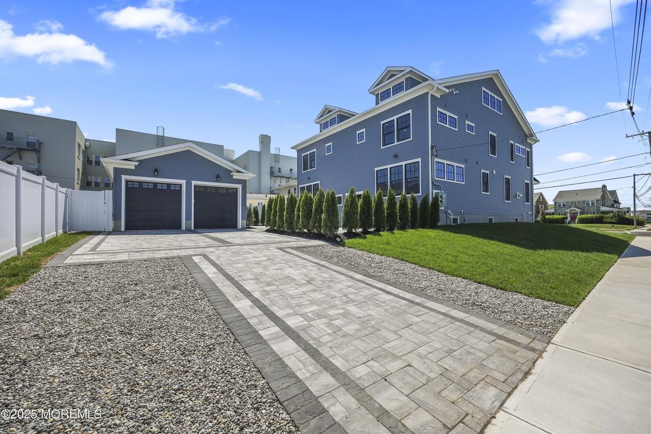 114 2nd Ave - Photo 6 of 39