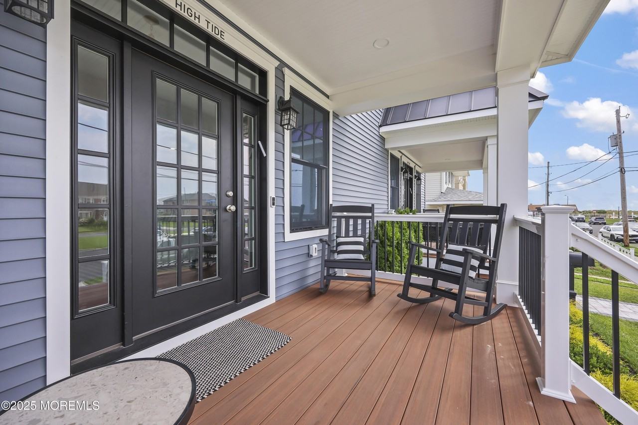 114 2nd Ave - Photo 7 of 39