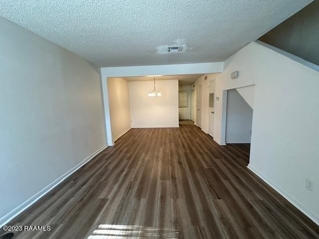 40 Phlox Dr - Photo 5 of 24
