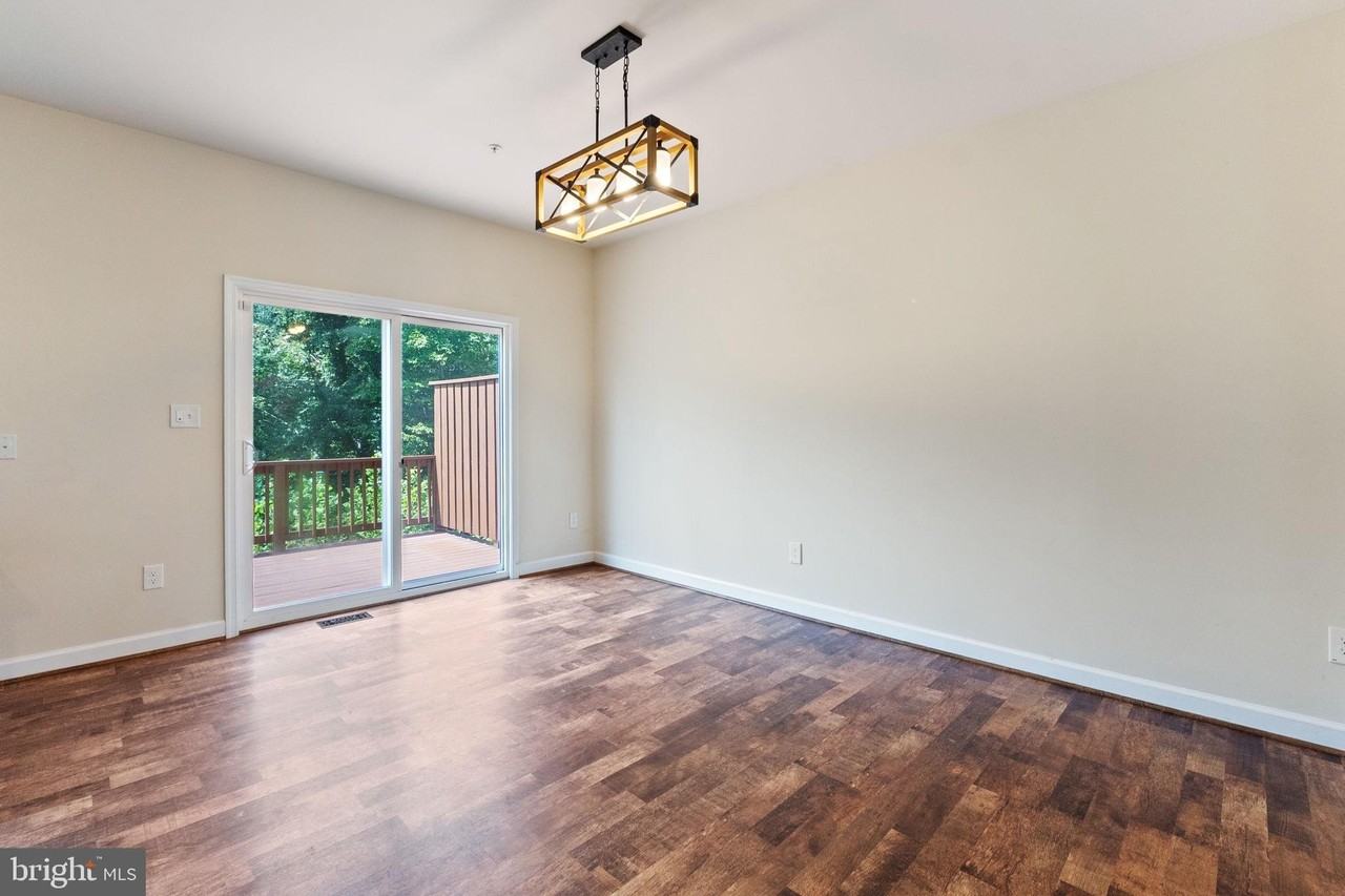 555 English Oak Ln - Photo 6 of 24