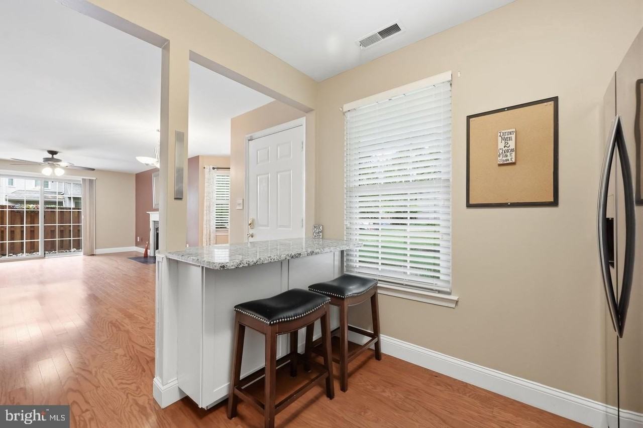 3105 Danbury Ct - Photo 5 of 21