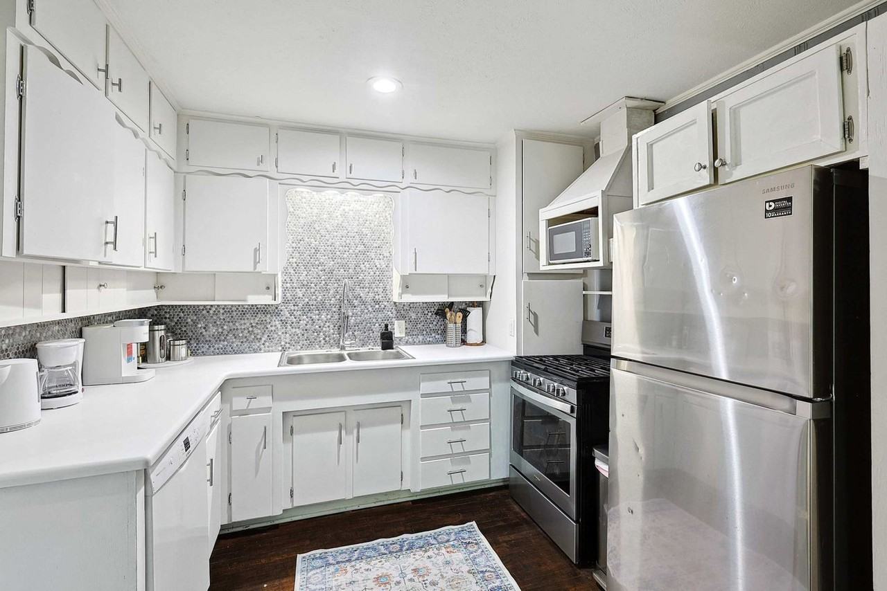 329 Blandin St #1514802P - Photo 7 of 13