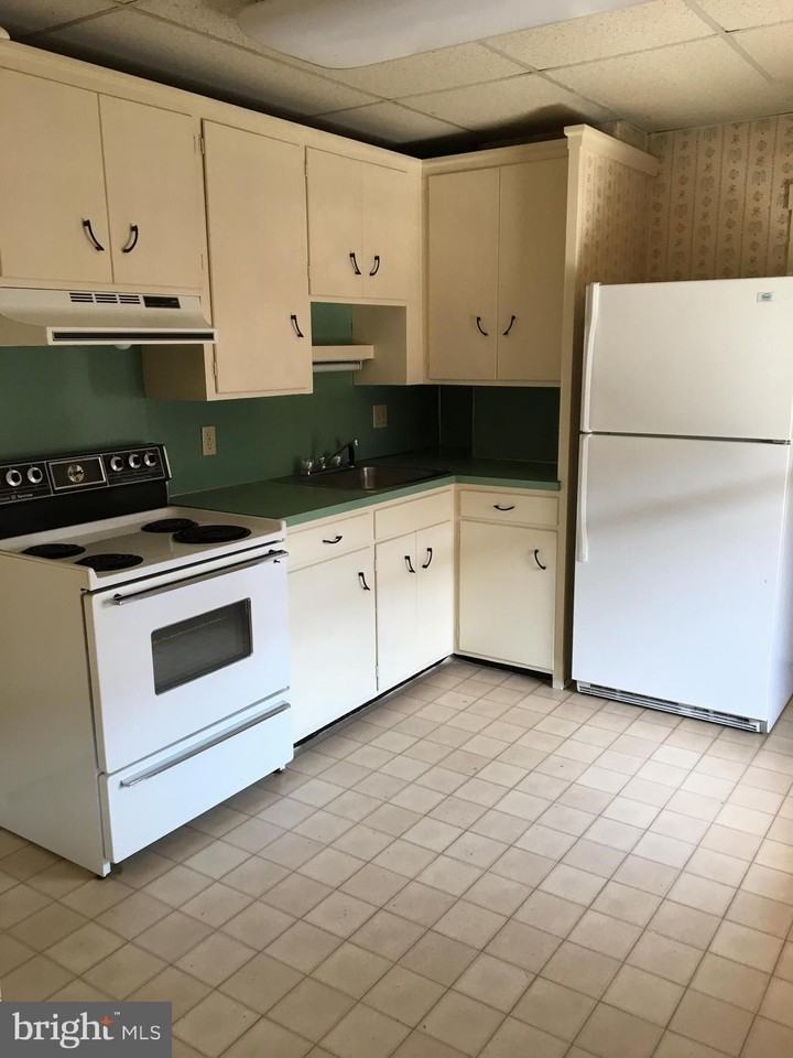 34 E Baltimore St #2 - Photo 6 of 11