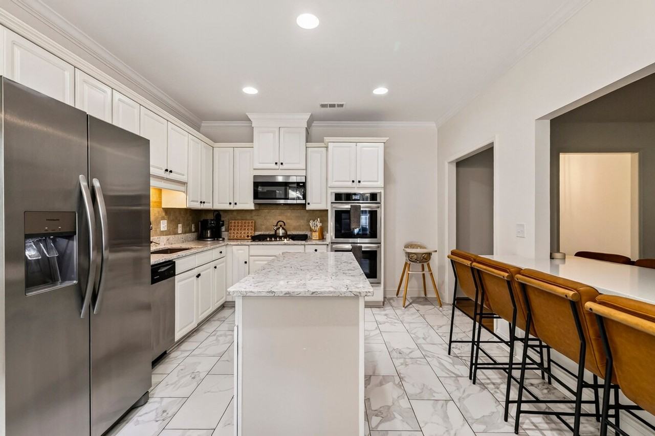 1521 Walthour Rd #1590562P - Photo 7 of 50