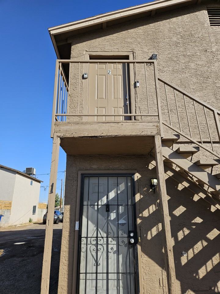 1441 S 14th Ave #1