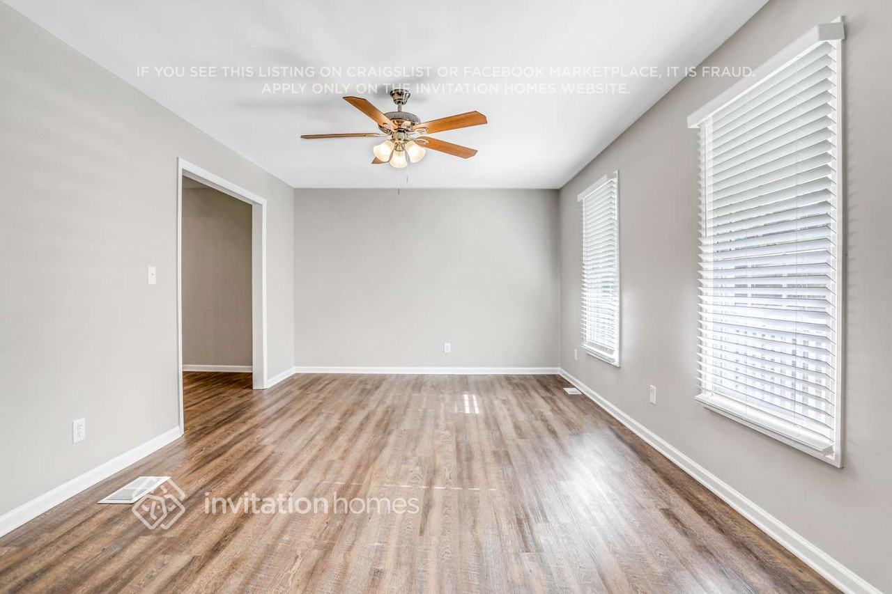 2339 Chevy Chase Ln - Photo 6 of 26