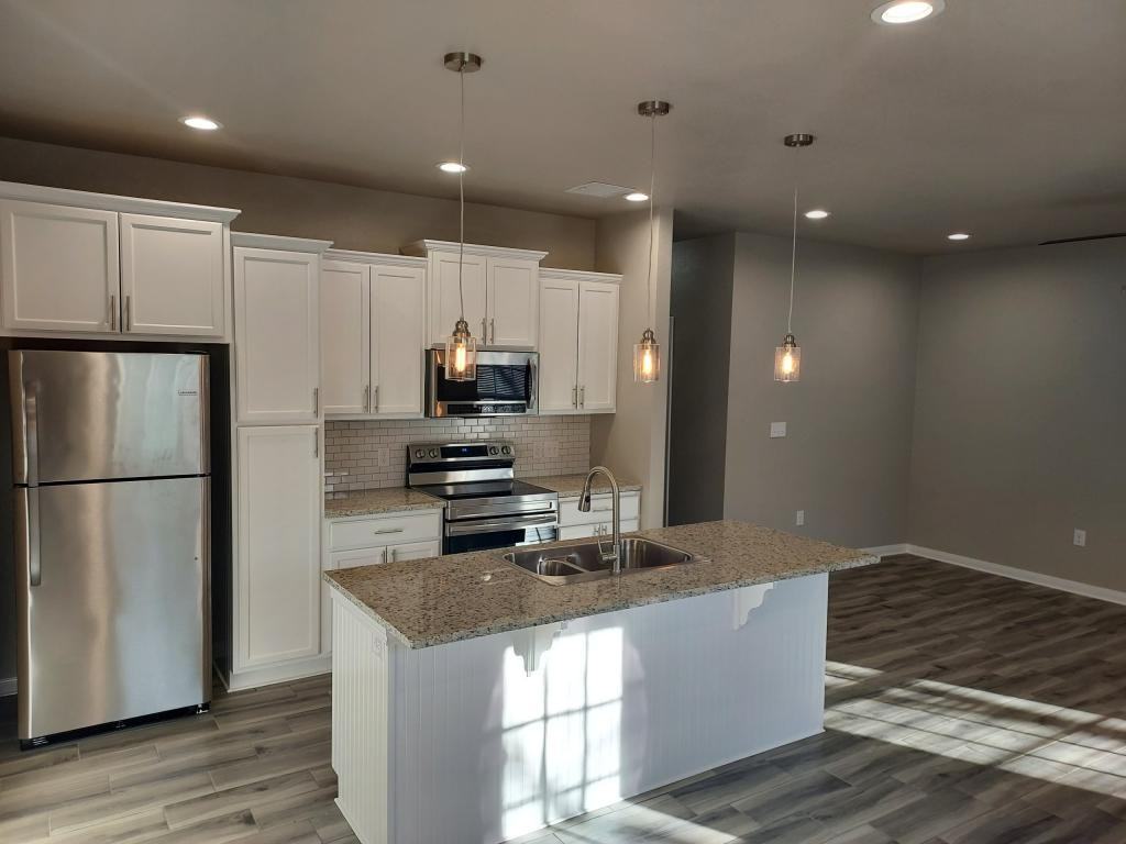 113 Meyers Terrace Cir - Photo 2 of 16