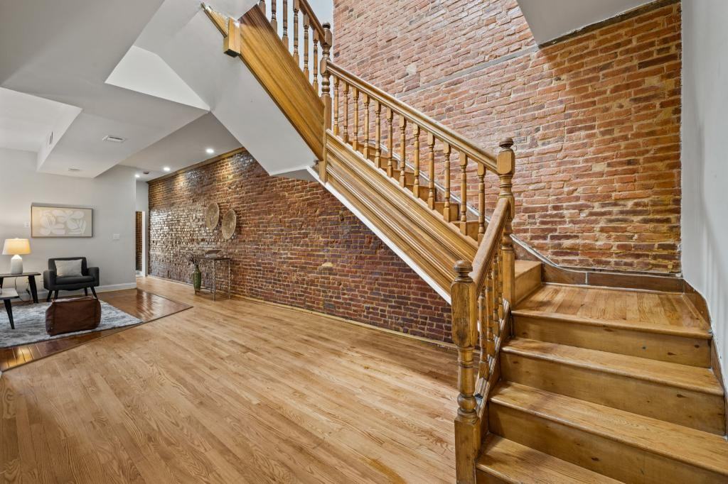 2231 Eutaw Pl - Photo 2 of 23