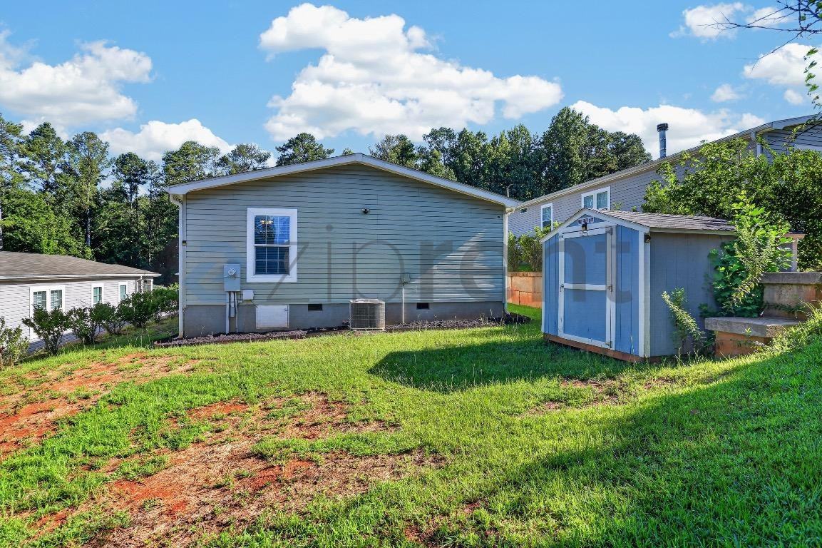 26 Hillandale St - Photo 4 of 15