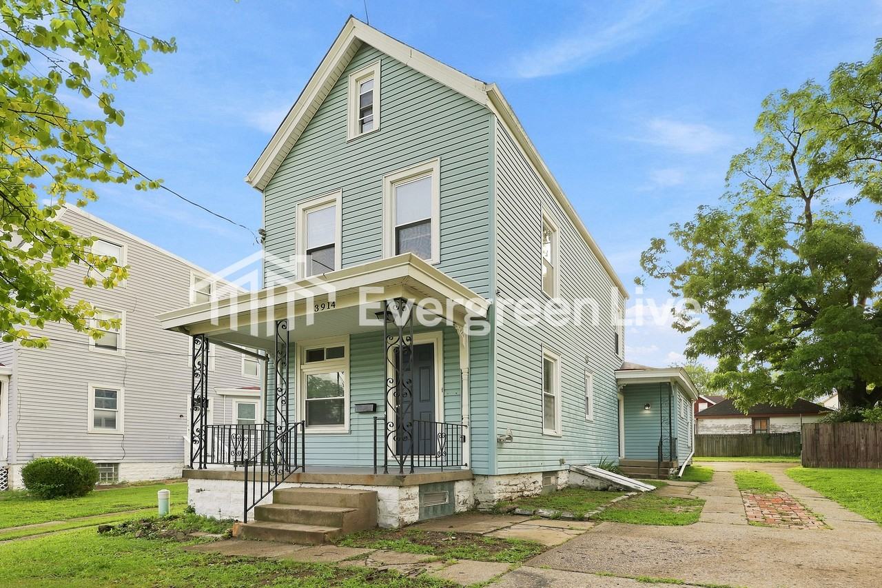 3914 Trevor Ave - Photo 3 of 15