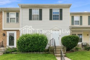 featured image of 13 Hardwood Dr