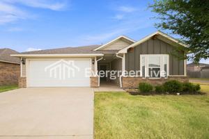 featured image of 920 Nw 3rd St