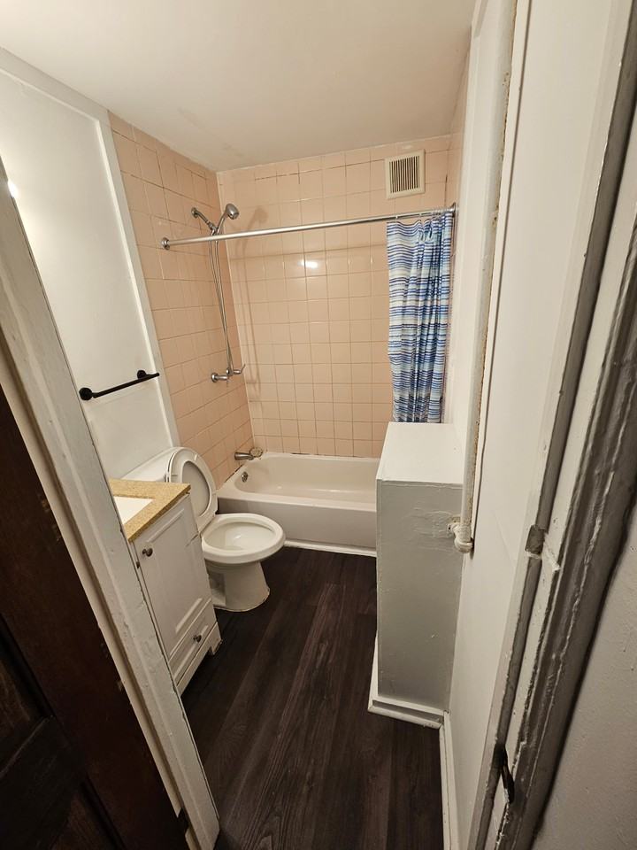 720 Drexel Ave #A - Photo 2 of 5