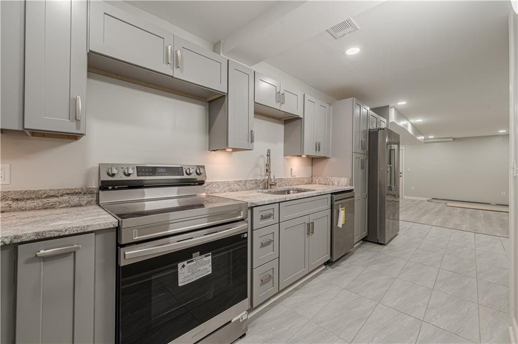 435 Little Pines Ct - Photo 2 of 23
